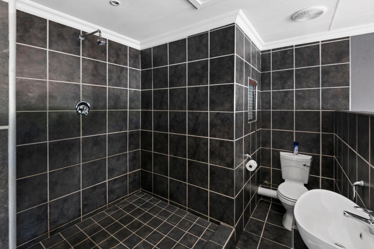 De Akker Guest House Bloemfontein Zewnętrze zdjęcie